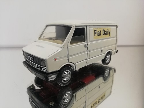 Old cars iveco - 1:43, daily