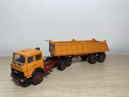 Old cars camion iveco 330 - camion,