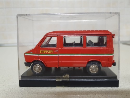 Old cars fiat iveco - 1/43,